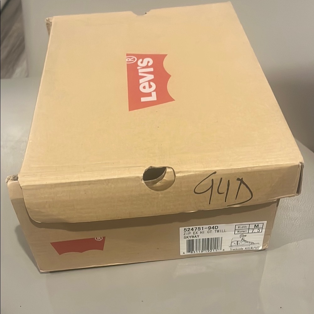 Levi's Tan Shoe Box